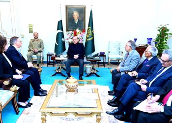 Govt focusing on macro-economic reforms to attract foreign investment: PM