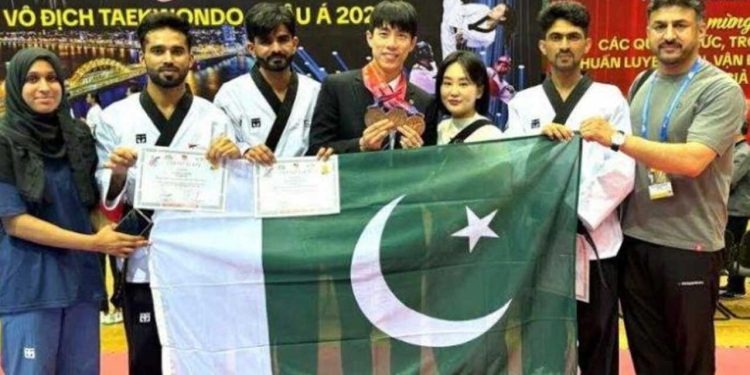 Pakistan team Win bronze medal in Asian Taekwondo Championship