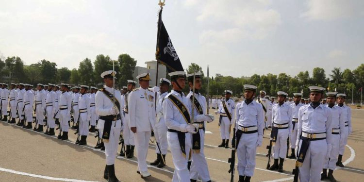 Pakistan Naval Academy Hosts Passing Out Parade for 121st Midshipmen and 29th SSCC