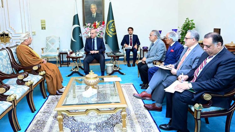 Pakistan Seeks to Strengthen Bilateral Ties with Oman