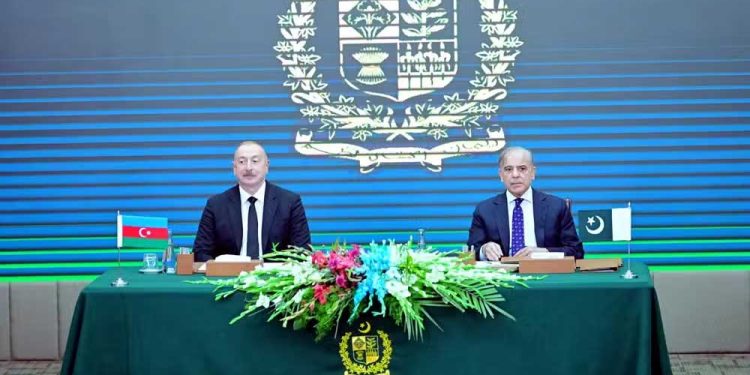 Pakistan and Azerbaijan Set Goal to Boost Investment to $2 Billion