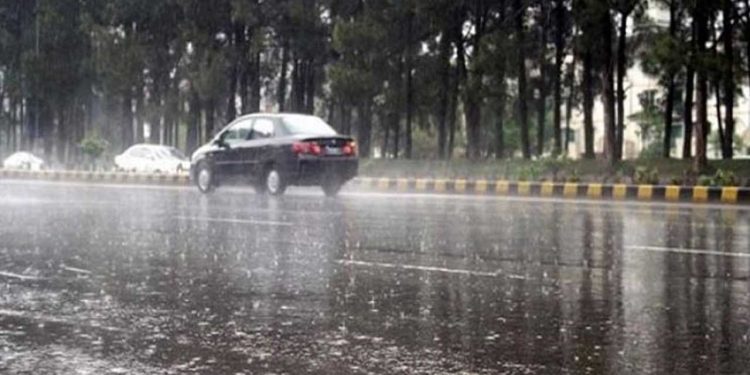 Lahore Receives Heavy Monsoon Rains; More Showers Expected