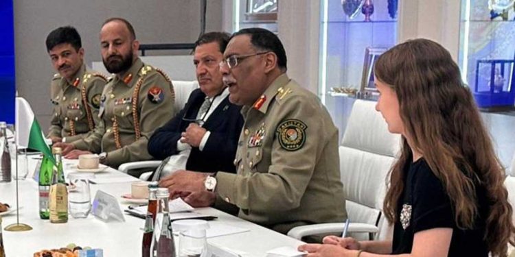 Top Pakistan Army Commander Meets Russian Defense Delegation to Strengthen Military Ties