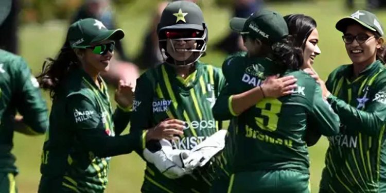 Pakistan Team Dominates U.A.E with a 10-Wicket Victory in Women’s Asia Cup