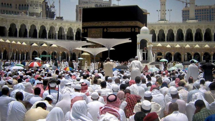 How Can You Secure PIA's Exclusive Discounts on Umrah Tickets?