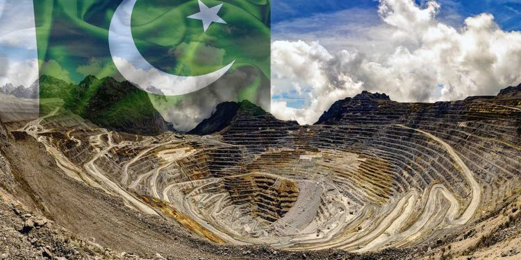 Pakistan can earn billions of dollars by exploiting its $6 trillion minerals deposits