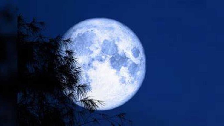 Rare Super Blue Moon to Light up Pakistan’s Sky Tonight