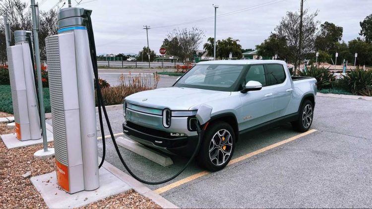 ChargePoint Introduces AI to Enhance EV Charger Reliability and Minimize Downtime