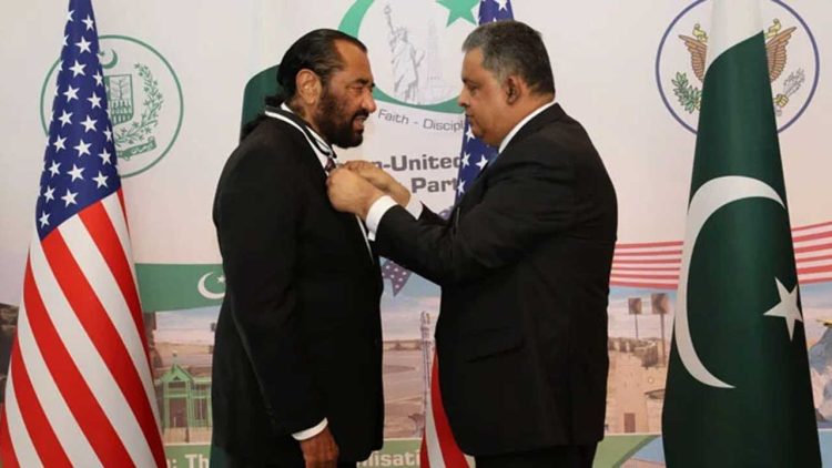 Pakistan's US Envoy Awards Congressman Al Green with Sitara-i-Khidmat