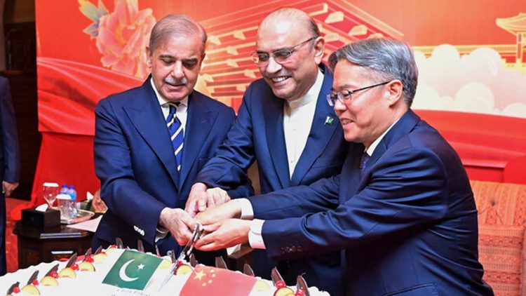 President Zardari and PM Shehbaz Sharif Extend Greetings to China on 75th Anniversary