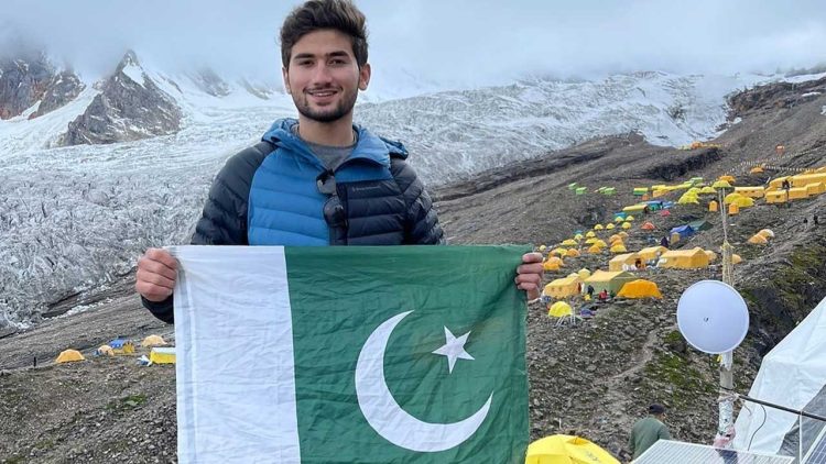 Shehroze Kashif Aims to Become First Pakistani to Summit All 14 'Eight Thousanders'