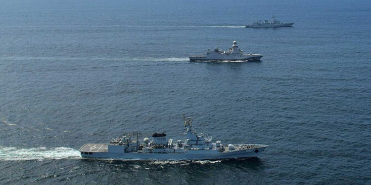 Pakistan and Qatar Navies Conduct Bilateral Exercise in the North Arabian Sea