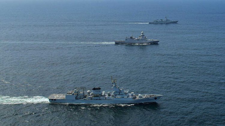 Pakistan and Qatar Navies Conduct Bilateral Exercise in the North Arabian Sea