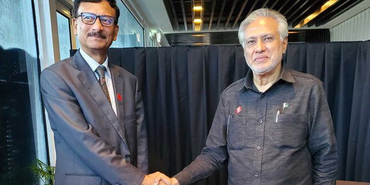 Pakistan and Bangladesh Commit to Strengthening Strategic Ties at Samoa Meeting