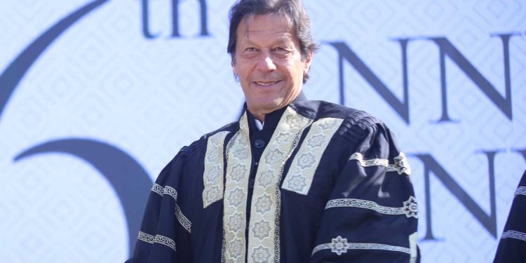 Nearly 200 Oxford University Alumni and Staff Support Imran Khan's Candidacy for Chancellor