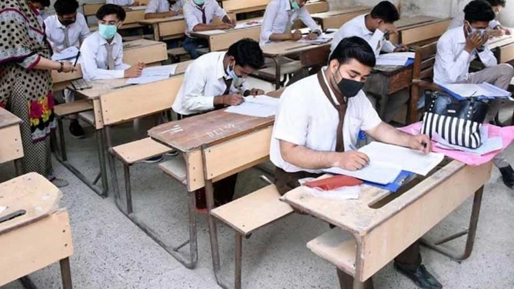 Government School Breaks 28-Year Streak of Private Schools in Karachi Matric Exams