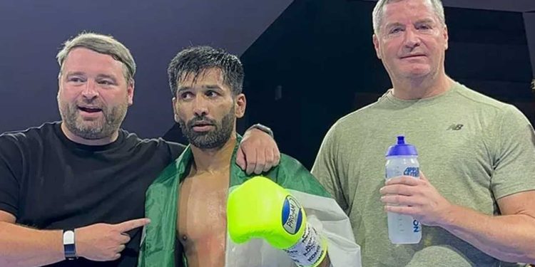 Pakistani Boxer Muhammad Waseem Secures Victory in Malta