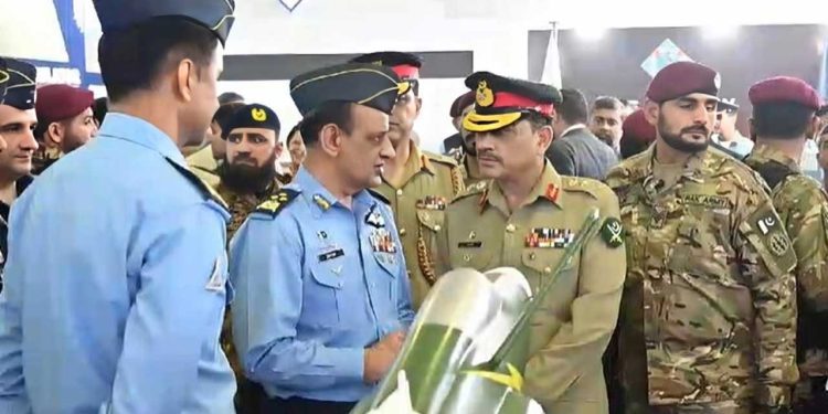 Pakistan Army Chief Highlights Local and International Defense Technologies at IDEAS 2024