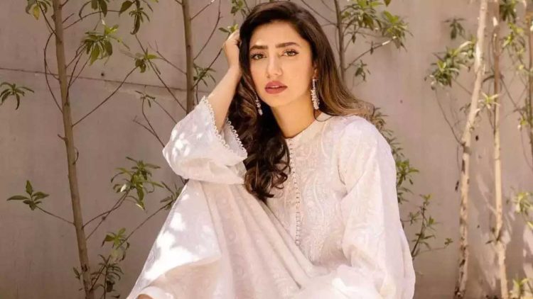 Mahira Khan Honored in UK Parliament for Contributions to Cinema and Women’s Empowerment