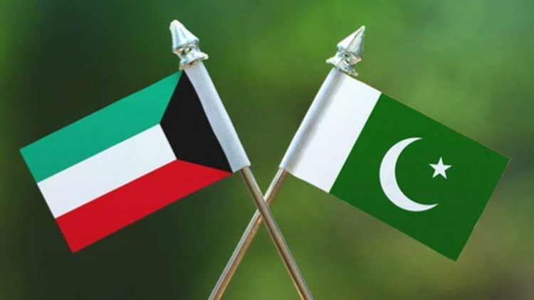 Pakistan, Kuwait Bolster Defense Cooperation During High-Level Meetings