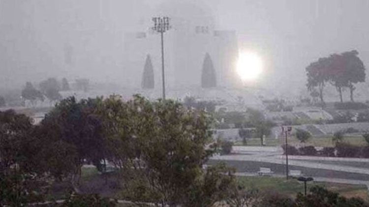 Karachi Records Coldest Night of Winter at 8.5°C