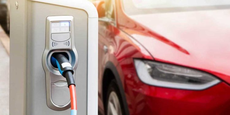 Pakistan Signs Deal with Chinese Firm to Install 3,000 EV Charging Stations