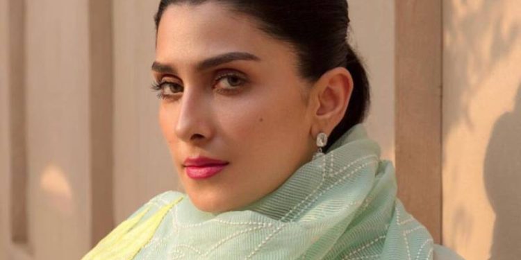 Ayeza Khan