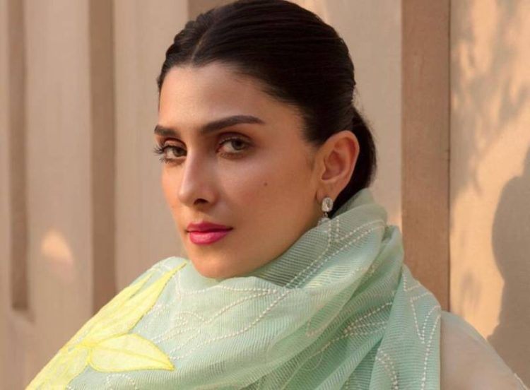 Ayeza Khan