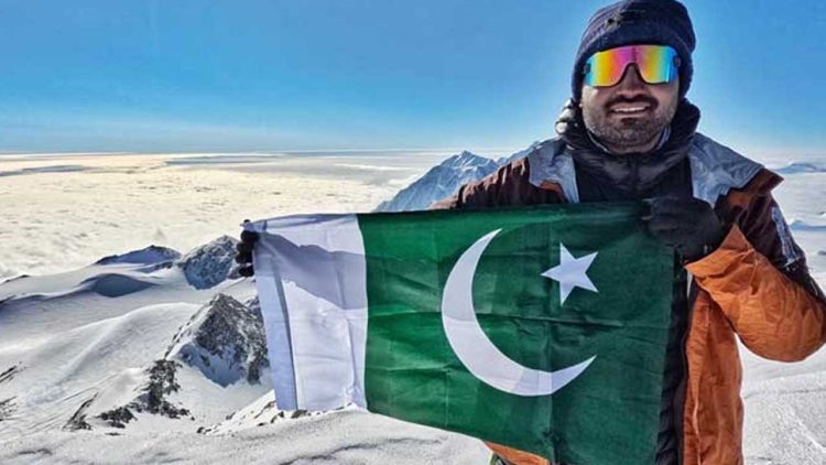 Pakistan’s Asad Ali Memon Conquers Mount Vinson, Nears Seven Summits Milestone